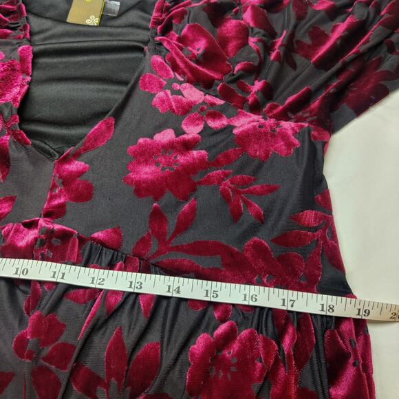 Taylor Purple Floral Burnout Babydoll Mini Dress 6 Party Holiday Whimsigoth - Picture 16 of 16